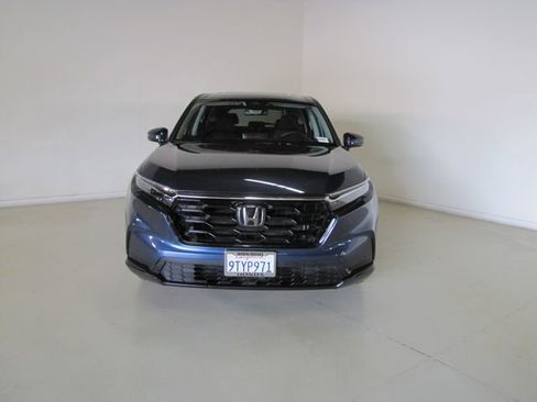 Certified 2025 Honda CR-V EX image 2