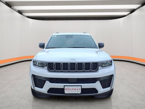 New 2026 Jeep Grand Cherokee L Limited RWD image 2