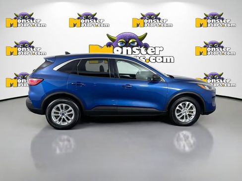 Used 2022 Ford Escape SE image 4