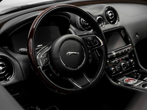 Used 2019 Jaguar XJ L Portfolio image 13