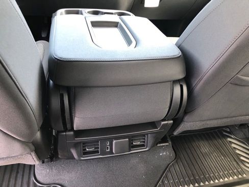 New 2025 GMC Sierra 1500 Elevation AWD/4WD image 38