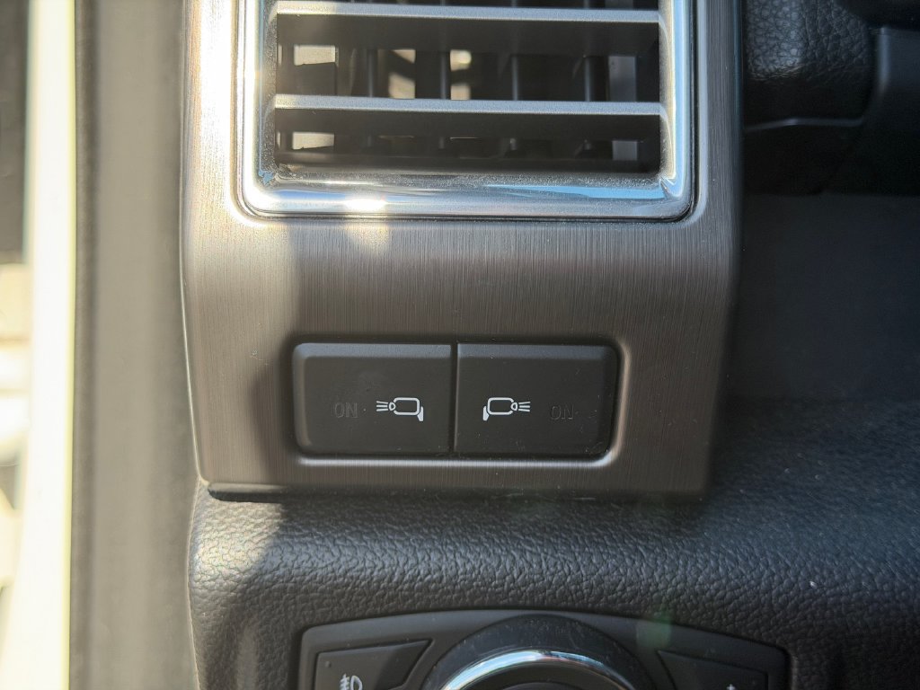 Used 2016 Ford F150 Limited w/ Trailer Tow Package AWD/4WD image 14