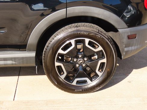 Used 2021 Ford Bronco Sport Outer Banks image 9