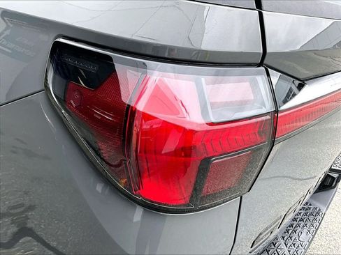 Used 2024 Hyundai Santa Cruz Night AWD/4WD image 35