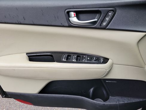 Used 2017 Kia Optima EX FWD image 21