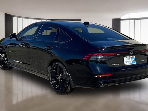 Used 2024 Honda Accord Sport image 4