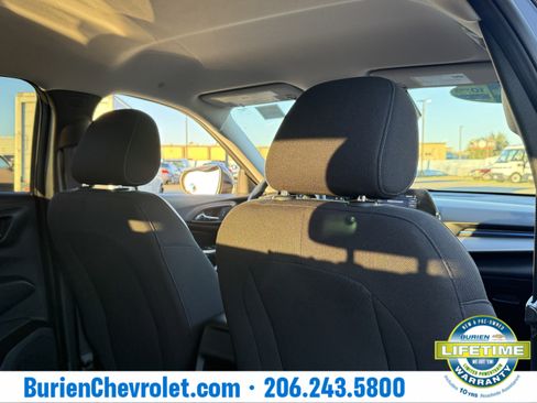 Used 2025 Chevrolet Trax LS w/ LS Convenience Package image 25