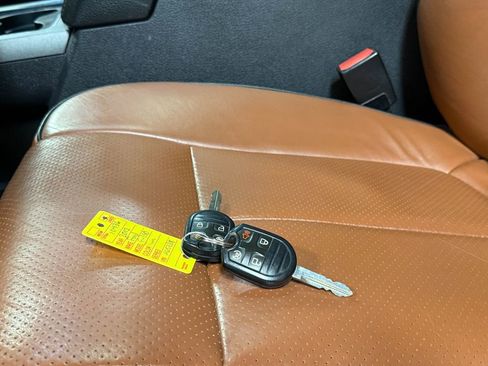 Used 2012 Ford F350 Lariat w/ Lariat Ultimate Pkg image 20