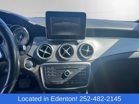 Used 2016 Mercedes-Benz CLA 250 image 12