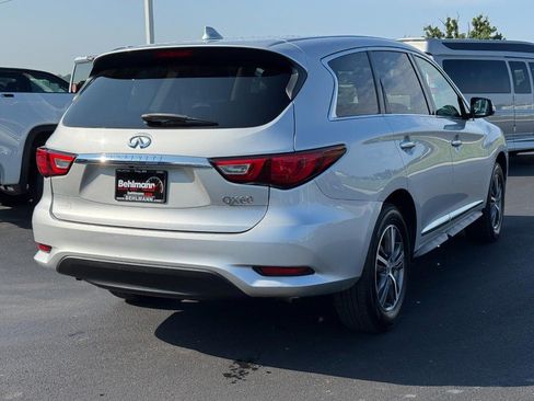 Used 2017 INFINITI QX60 FWD image 4