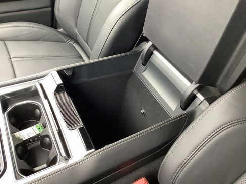 New 2026 Jeep Grand Wagoneer Limited image 19