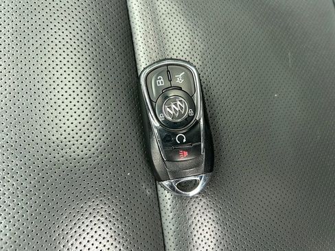 Used 2018 Buick Enclave Premium w/ Experience Buick Package image 34