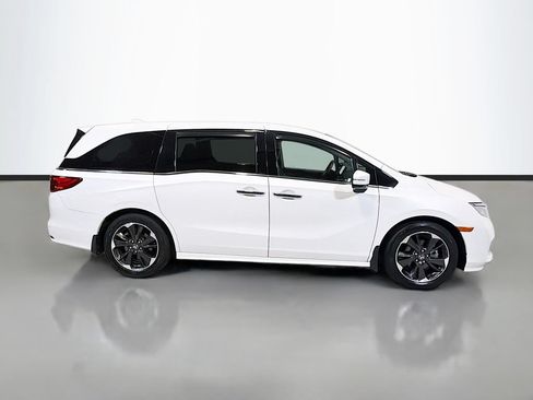 Used 2023 Honda Odyssey Elite image 10