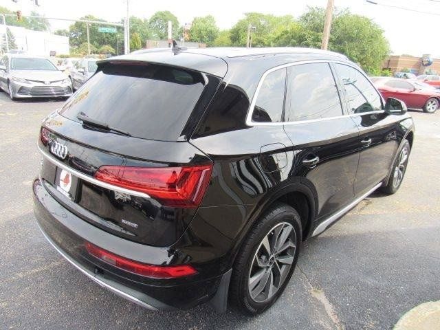 Used 2021 Audi Q5 Prestige w/ Prestige Package AWD/4WD image 11