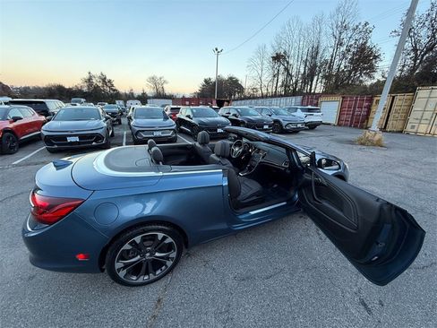 Used 2017 Buick Cascada Premium image 28