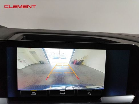 Used 2023 Chevrolet Silverado 1500 RST w/ Convenience Package II image 18