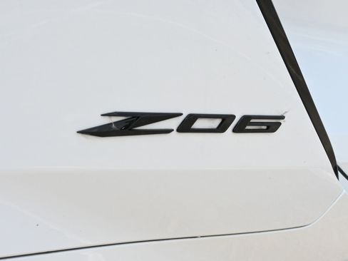 Used 2026 Chevrolet Corvette Z06 w/ Stealth Interior Trim Package RWD image 20