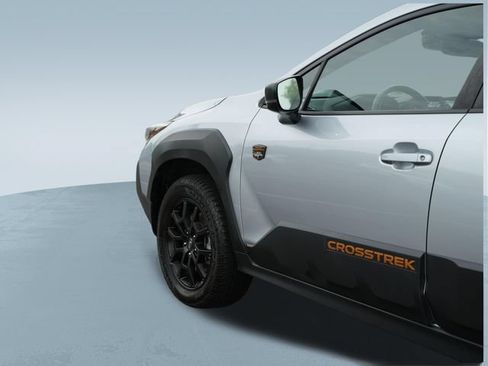 Used 2024 Subaru Crosstrek 2.5i Wilderness w/ Crosstrek Mirror Package AWD/4WD image 40