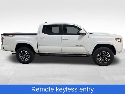 Used 2021 Toyota Tacoma TRD Sport image 5