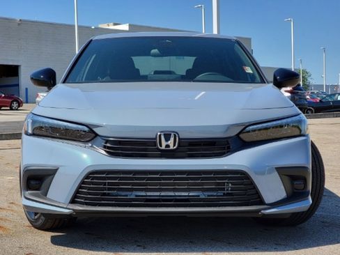 Used 2024 Honda Civic Sport image 3