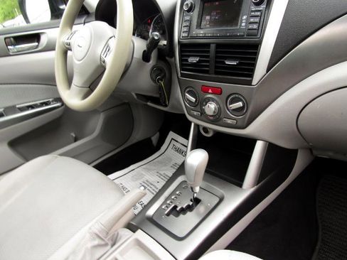 Used 2013 Subaru Forester 2.5X Premium w/ All-Weather Plus Pkg image 22