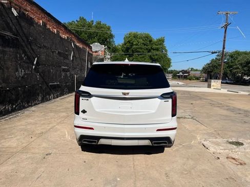 Used 2023 Cadillac XT6 Sport w/ Platinum Package AWD/4WD image 6