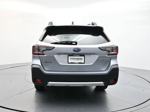 Used 2023 Subaru Outback Limited XT image 6