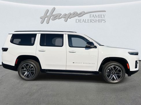 New 2026 Jeep Grand Wagoneer 4WD image 2