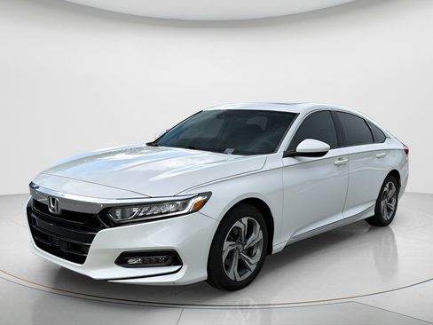 Used 2020 Honda Accord EX image 1
