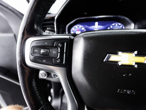 Used 2022 Chevrolet Silverado 1500 LT AWD/4WD image 28