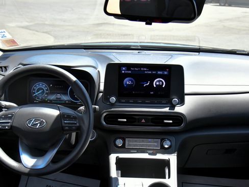Used 2023 Hyundai Kona SE w/ Cargo Package FWD image 36