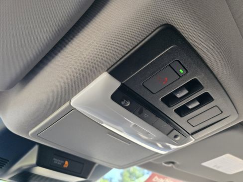 Certified 2023 Nissan Rogue SV w/ SV Premium B Package FWD image 23