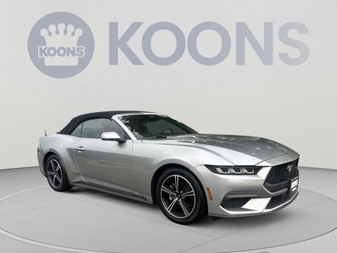 Used 2024 Ford Mustang Premium RWD image 10