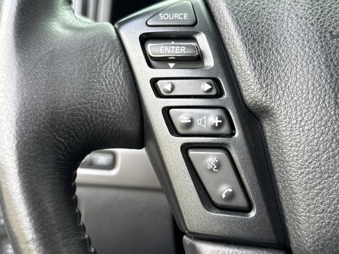 Used 2021 Nissan Titan PRO-4X w/ Pro-4x Convenience Package AWD/4WD image 24