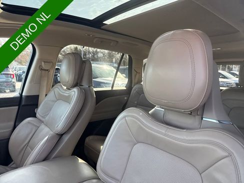 Used 2023 Lincoln Aviator Grand Touring w/ Equipment Group 301A AWD/4WD image 23