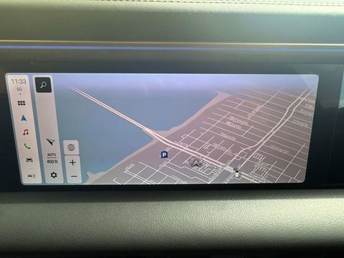 New 2024 Porsche Macan 4 Electric image 26