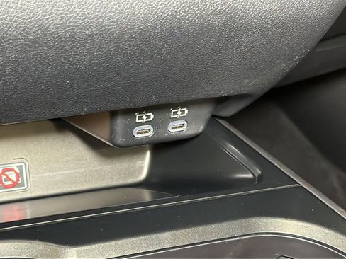 Used 2025 Lexus UX 300h AWD image 30