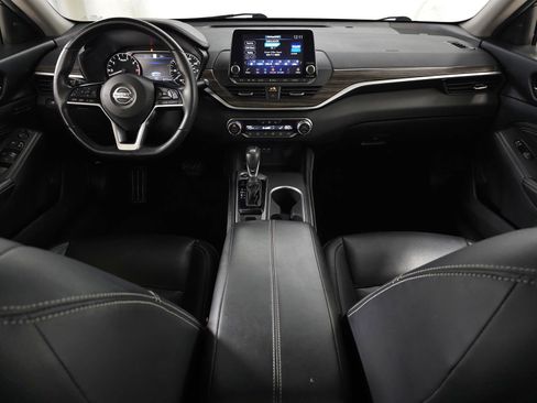Used 2019 Nissan Altima 2.5 Platinum image 10