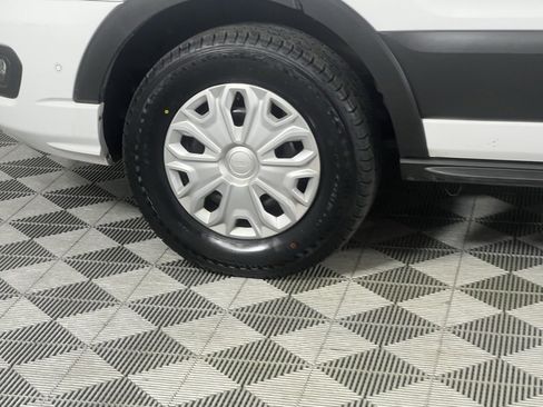 Used 2023 Ford Transit 350 XLT image 14