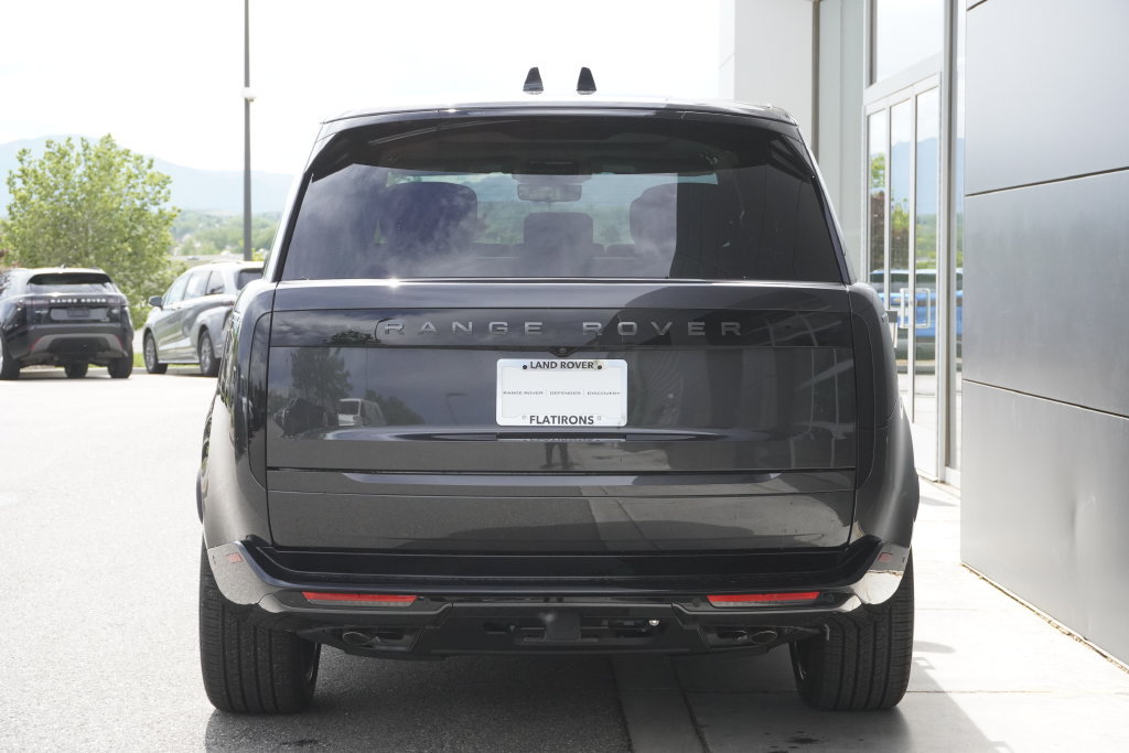 New 2026 Land Rover Range Rover Long Wheelbase Autobiography AWD/4WD image 6
