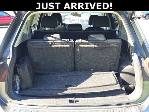 Used 2020 Volkswagen Tiguan SE FWD image 7