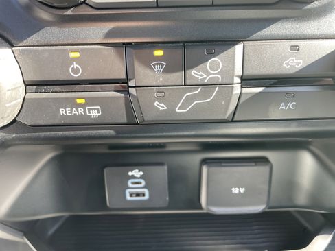 Used 2023 Ford F550 4x4 SuperCab Super Duty w/ Snow Plow Prep Package image 40