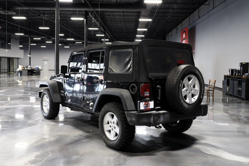 Used 2017 Jeep Wrangler Unlimited Sport w/ Quick Order Package 24S AWD/4WD image 5