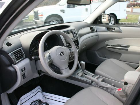 Used 2013 Subaru Forester 2.5X Limited image 5