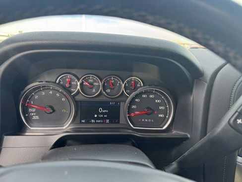 Used 2019 Chevrolet Silverado 1500 LT w/ All-Star Edition image 13