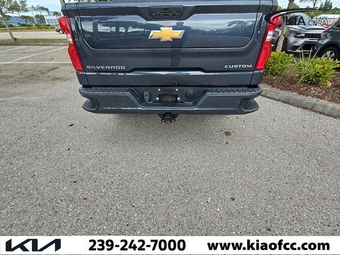 Used 2014 Chevrolet Silverado 1500 LTZ Z71 image 3