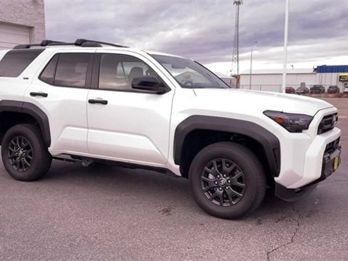 Used 2025 Toyota 4Runner SR5 image 3