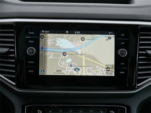 Certified 2023 Volkswagen Atlas Cross Sport SEL R-Line image 35