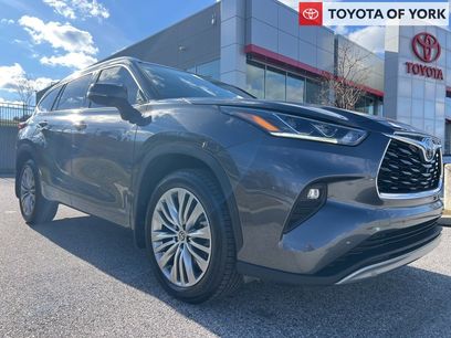 Used 2022 Toyota Highlander Platinum