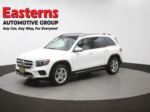 Used 2021 Mercedes-Benz GLB 250 4MATIC image 60